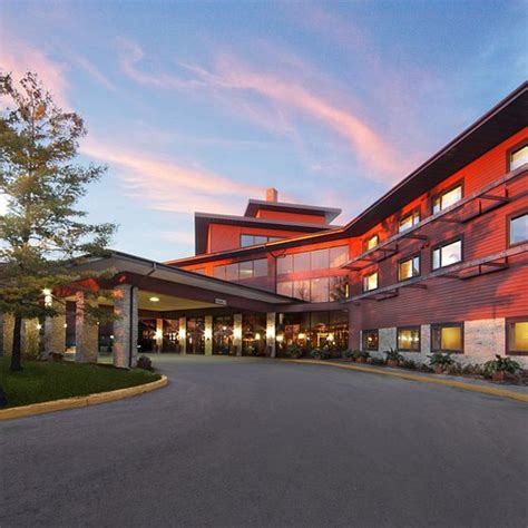 THE 10 CLOSEST Hotels to Oneida Casino, Green Bay.